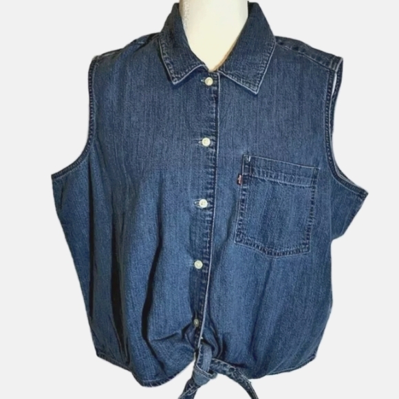 Levi's Denim Shirt - Picture 1 of 9